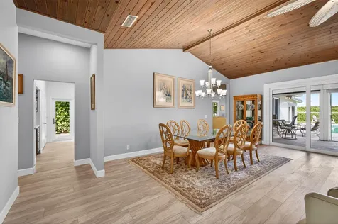 77 N Beach Road Jupiter Island FL 33455