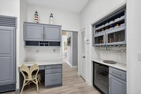 77 N Beach Road Jupiter Island FL 33455