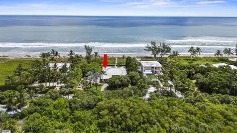 77 N Beach Road Jupiter Island FL 33455