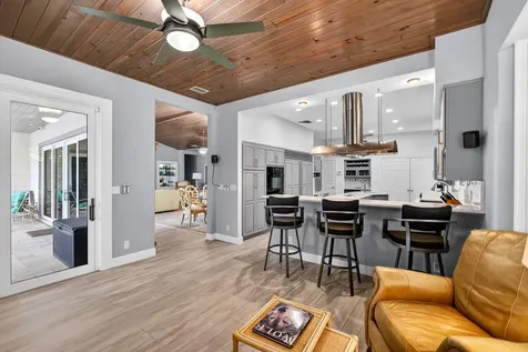 77 N Beach Road Jupiter Island FL 33455