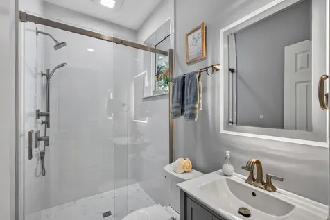 77 N Beach Road Jupiter Island FL 33455