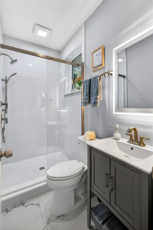 77 N Beach Road Jupiter Island FL 33455