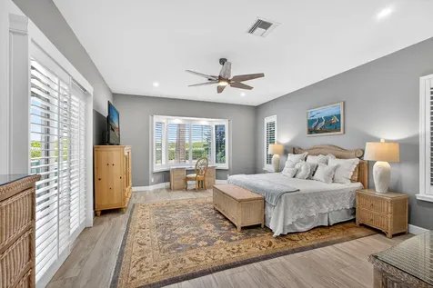 77 N Beach Road Jupiter Island FL 33455