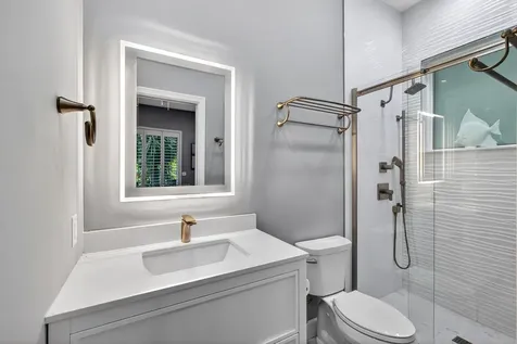 77 N Beach Road Jupiter Island FL 33455