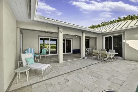 77 N Beach Road Jupiter Island FL 33455