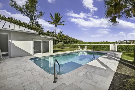 77 N Beach Road Jupiter Island FL 33455