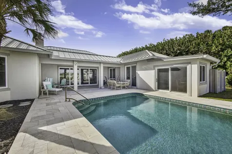 77 N Beach Road Jupiter Island FL 33455