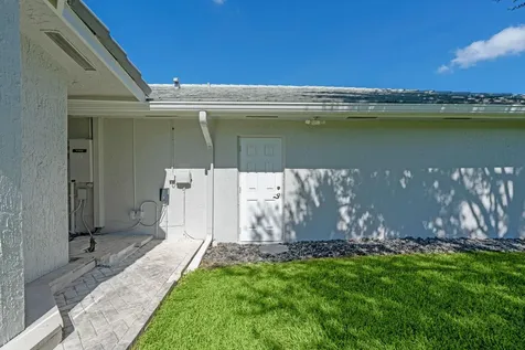 21059 Sweetwater Lane Boca Raton FL 33428