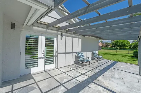 21059 Sweetwater Lane Boca Raton FL 33428