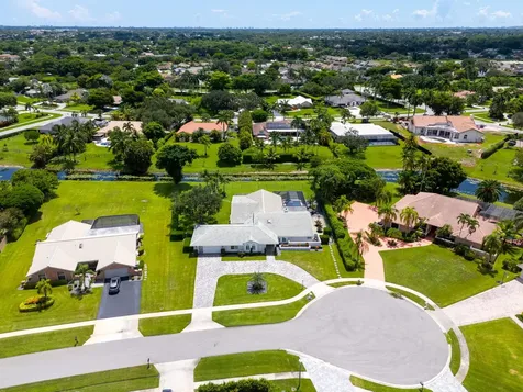 21059 Sweetwater Lane Boca Raton FL 33428