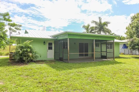 431 Ne Julia Court Jensen Beach FL 34957