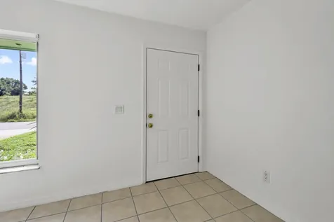 431 Ne Julia Court Jensen Beach FL 34957