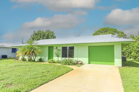 431 Ne Julia Court Jensen Beach FL 34957