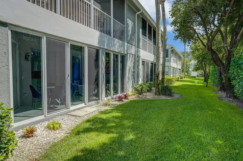 10185 Andover Coach Circle Lake Worth FL 33449