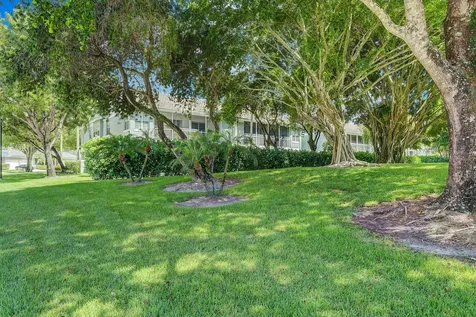 10185 Andover Coach Circle Lake Worth FL 33449