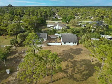 17851 68th Street Loxahatchee FL 33470