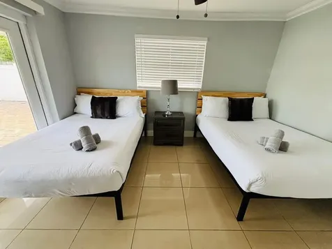 2010 Ne 1st Avenue Pompano Beach FL 33060