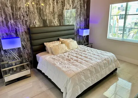 335 SE 6th Avenue Delray Beach FL 33483