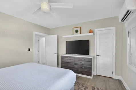 1187 Hillsboro Mile Hillsboro Beach FL 33062