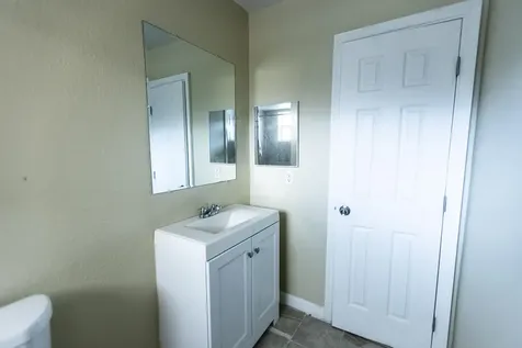 5161 W Oakland Park Boulevard Lauderdale Lakes FL 33313