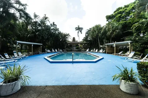 5161 W Oakland Park Boulevard Lauderdale Lakes FL 33313