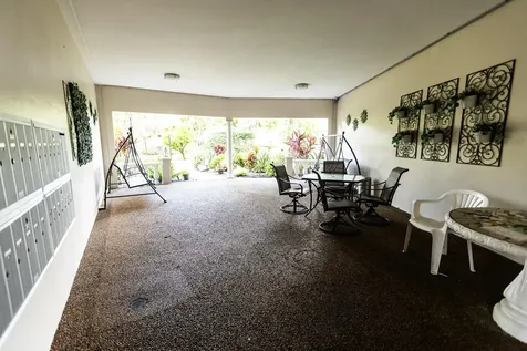 5161 W Oakland Park Boulevard Lauderdale Lakes FL 33313