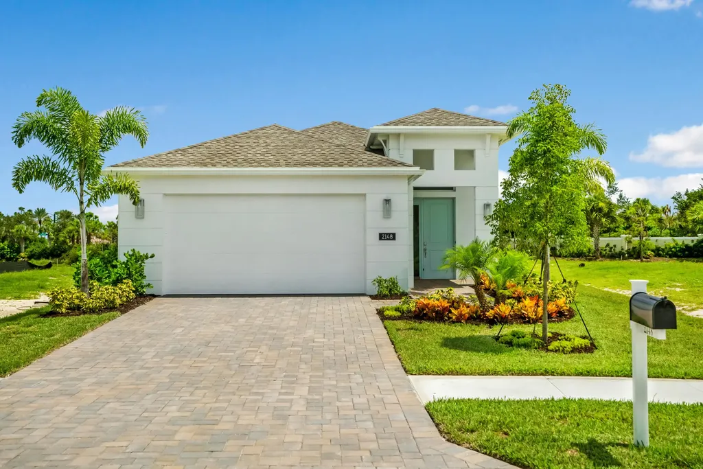 2148 Falls Manor Vero Beach FL 32967