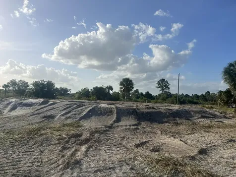 16058 NW 290th Street Okeechobee FL 34972