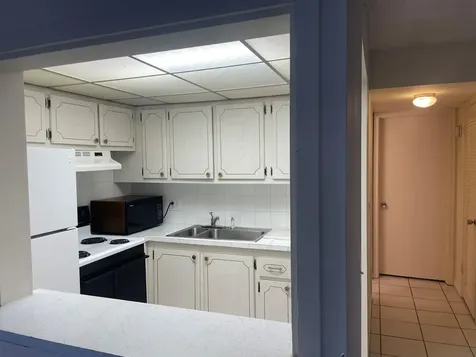 228 Northampton L West Palm Beach FL 33417