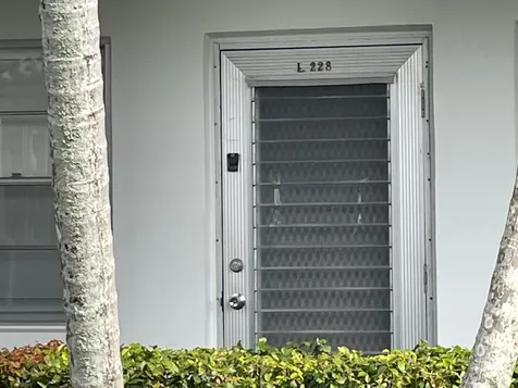 228 Northampton L West Palm Beach FL 33417
