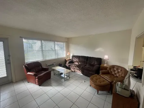 228 Northampton L West Palm Beach FL 33417