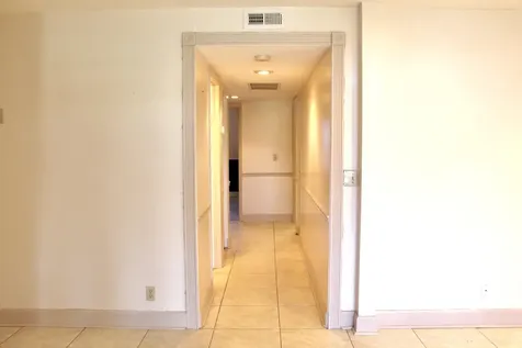 5130 Nesting Way Delray Beach FL 33484
