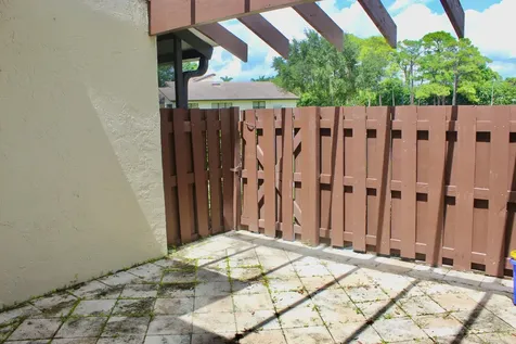 5130 Nesting Way Delray Beach FL 33484