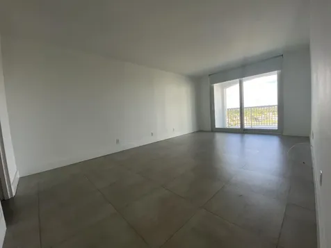 5401 Collins Avenue Miami Beach FL 33140