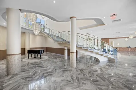 5401 Collins Avenue Miami Beach FL 33140
