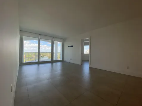 5401 Collins Avenue Miami Beach FL 33140