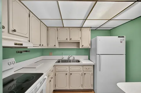 111 Shore Court North Palm Beach FL 33408