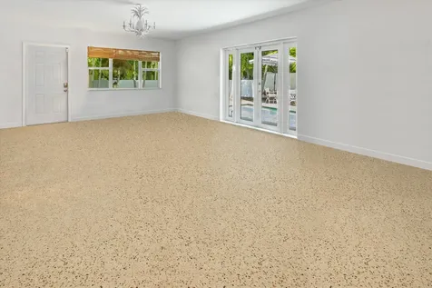 202 32nd Street West Palm Beach FL 33407