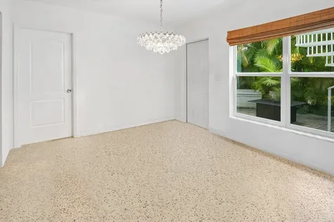 202 32nd Street West Palm Beach FL 33407