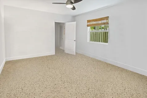 202 32nd Street West Palm Beach FL 33407