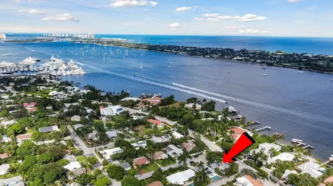 202 32nd Street West Palm Beach FL 33407