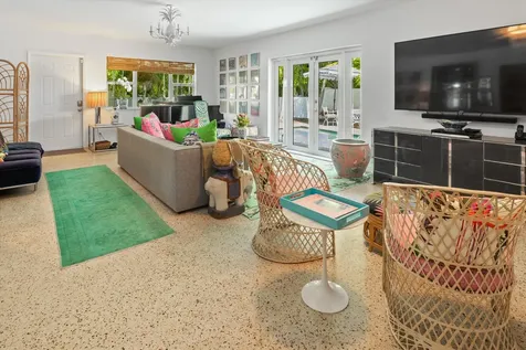 202 32nd Street West Palm Beach FL 33407