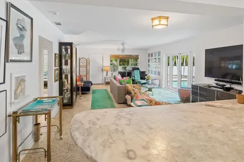 202 32nd Street West Palm Beach FL 33407