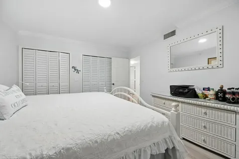 16913 Waterbend Drive Jupiter FL 33477