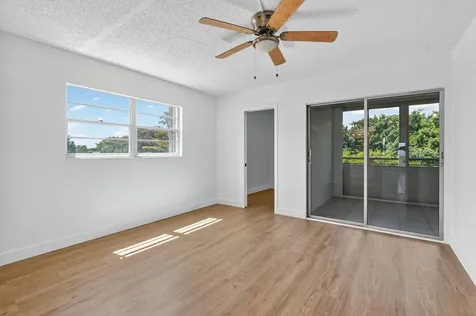 3036 Oakridge D Deerfield Beach FL 33442