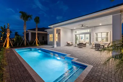 10099 Regency Way Palm Beach Gardens FL 33412