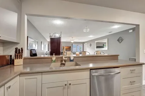 6041 Lace Wood Circle Lantana FL 33462