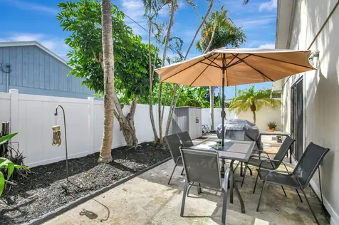 6041 Lace Wood Circle Lantana FL 33462