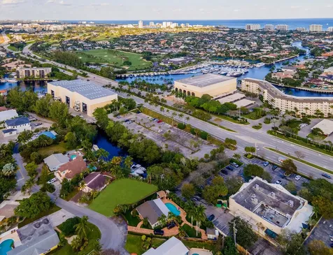 462 NE 9th Avenue Deerfield Beach FL 33441