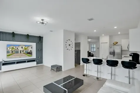 23061 Sw 128th Place Miami FL 33170